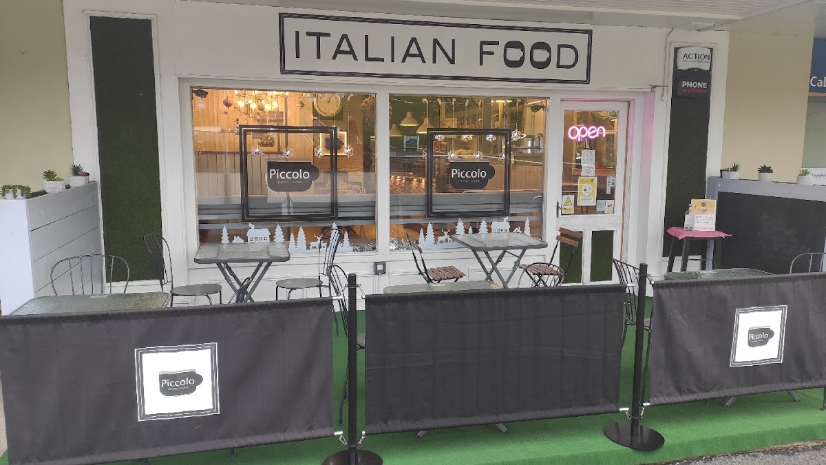 Piccolo Bistro Caffè